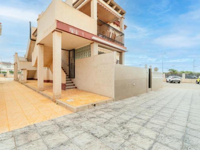 Apartamento en alquiler en Urbanización Parque del Duque, Orihuela