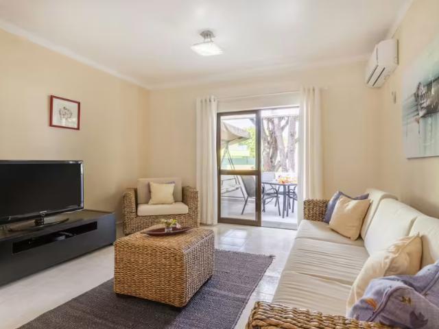 Apartamento alugar em Albufeira e Olhos de Água, Albufeira