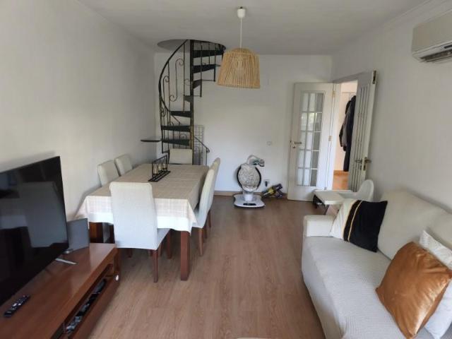 Apartamento alugar em Almada, Setúbal