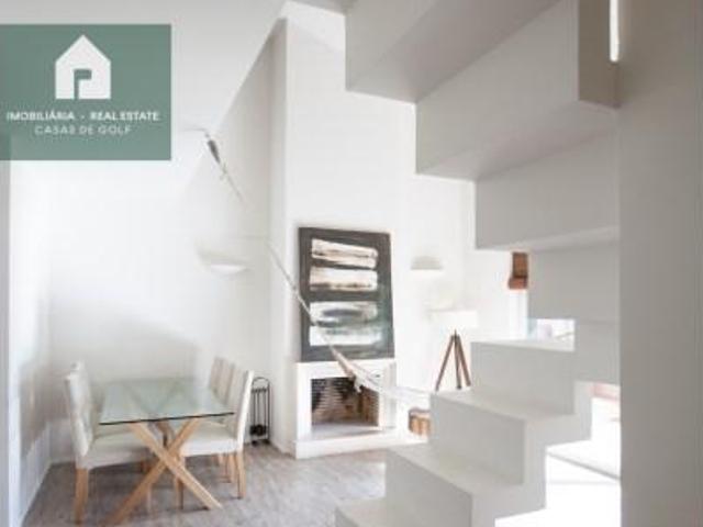 Apartamento alugar em Herdade da Aroeira, Almada