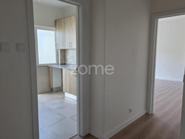 Apartamento alugar em Amadora, Lisboa