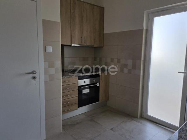 Apartamento alugar em Amadora, Lisboa