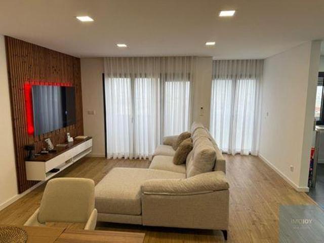 Apartamento alugar em Damaia, Amadora
