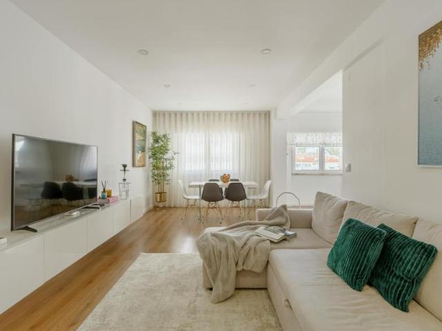 Apartamento alugar em Amadora, Lisboa