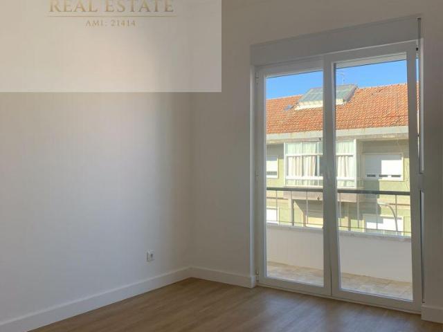 Apartamento alugar em Bairro Janeiro, Amadora