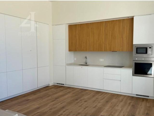 Apartamento venda em Santa Clara, Lisboa