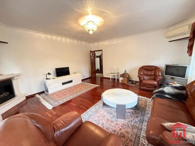 Apartamento alugar em Santa Clara, Lisboa