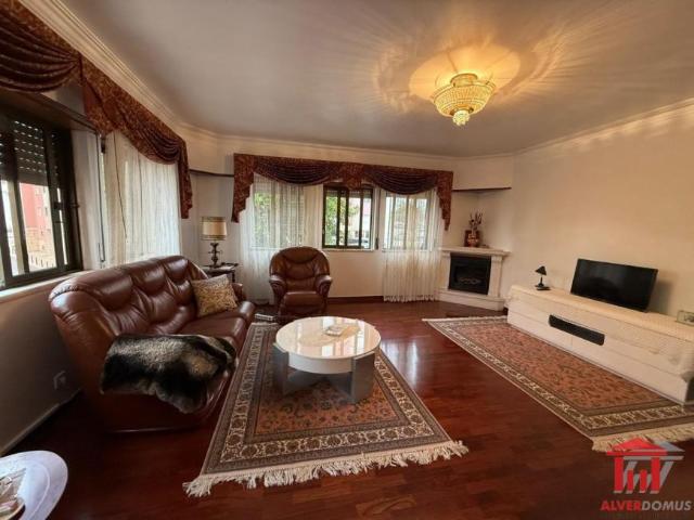 Apartamento alugar em Santa Clara, Lisboa