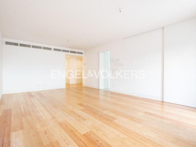 Apartamento alugar em Ajuda, Lisboa