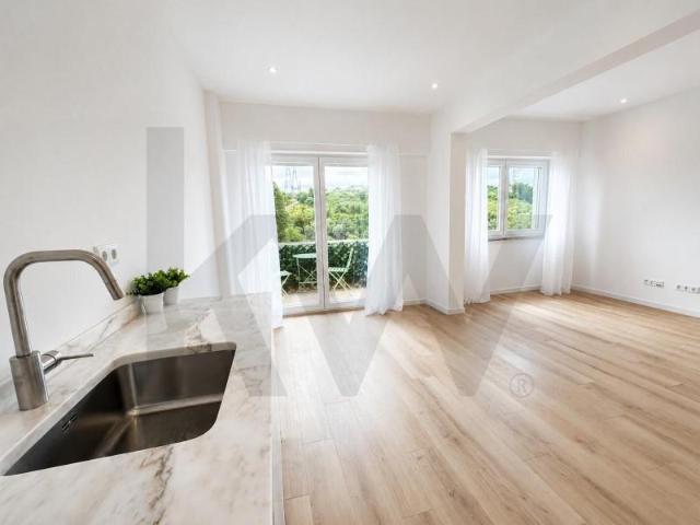 Apartamento alugar em Carriche, Lisboa