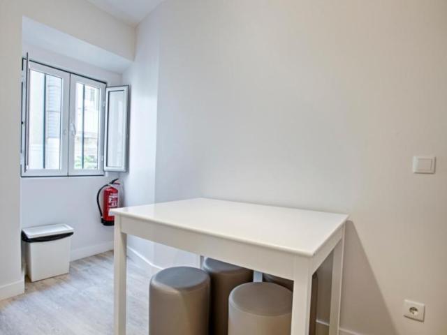 Apartamento alugar em São Francisco Xavier, Lisboa