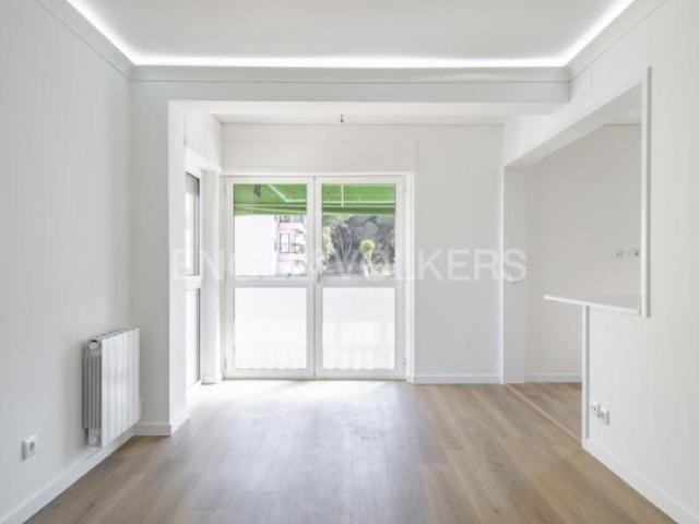 Apartamento alugar em São Francisco Xavier, Lisboa