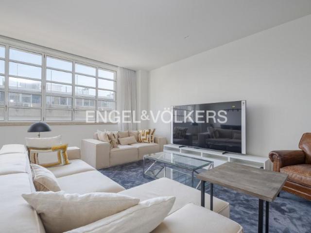 Apartamento alugar em Santo António, Lisboa