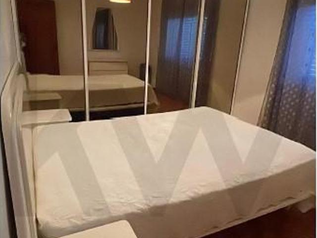 Apartamento alugar em Sete Casas, Santiago Dos Velhos