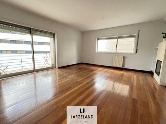 Apartamento alugar em Maia, Gueifães