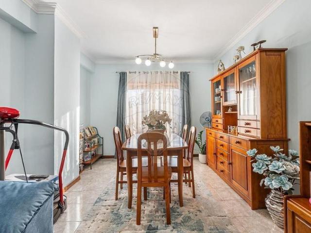 Apartamento venda em Maia, Gueifães