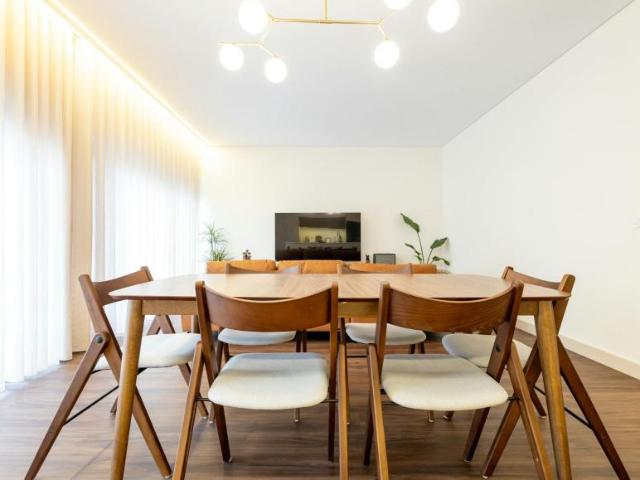 Apartamento alugar em Porto, Lordelo Do Ouro