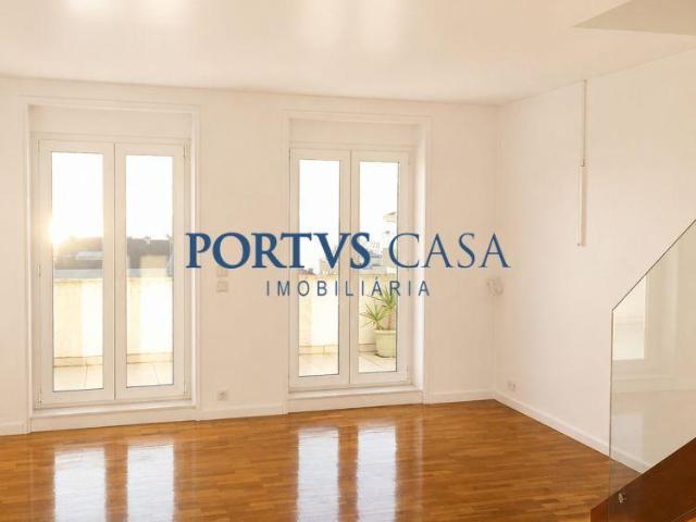Apartamento alugar em Porto, Aldoar