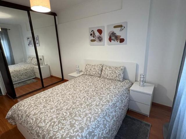 Apartamento alugar em Queluz