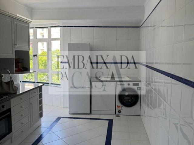 Apartamento alugar em Rio Maior, Santarém