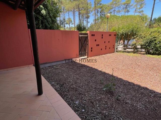 Apartamento alugar em Herdade da Aroeira, Almada