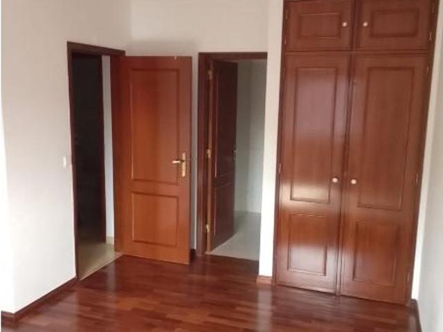 Apartamento alugar em Mem Martins, Sintra