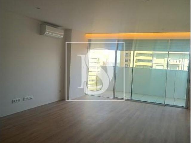 Apartamento alugar em Vila Nova De Gaia, Porto