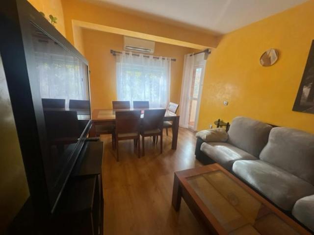 Apartamento en alquiler en Distrito II, Alcalá De Henares