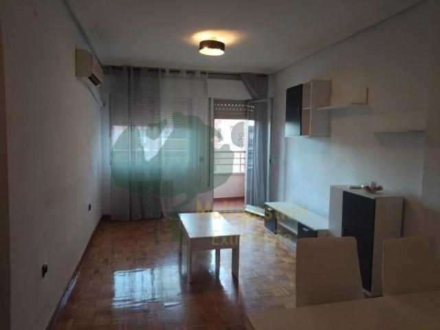 Apartamento en alquiler en Cánovas, Cáceres