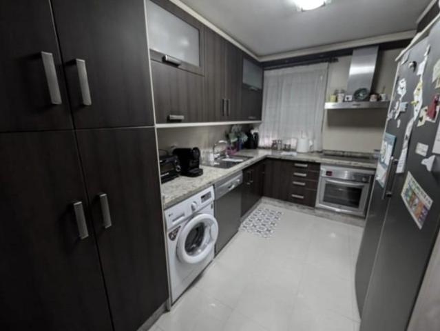 Apartamento en venta en Lucena, Andalucía