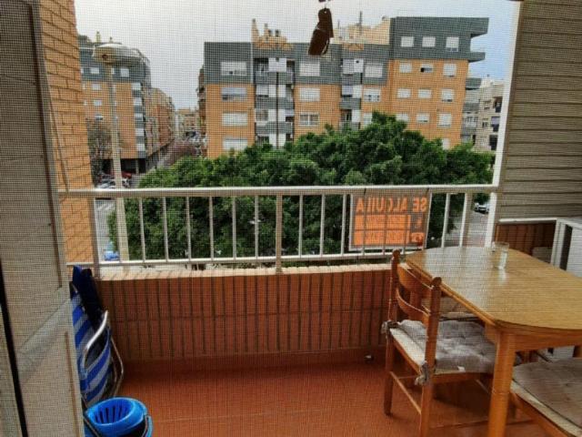 Apartamento en alquiler en les Illes, Sagunto
