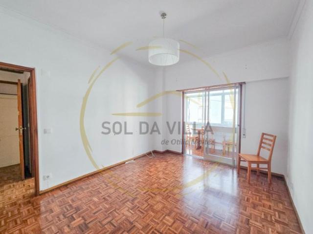 Apartamento alugar em Almada, Setúbal