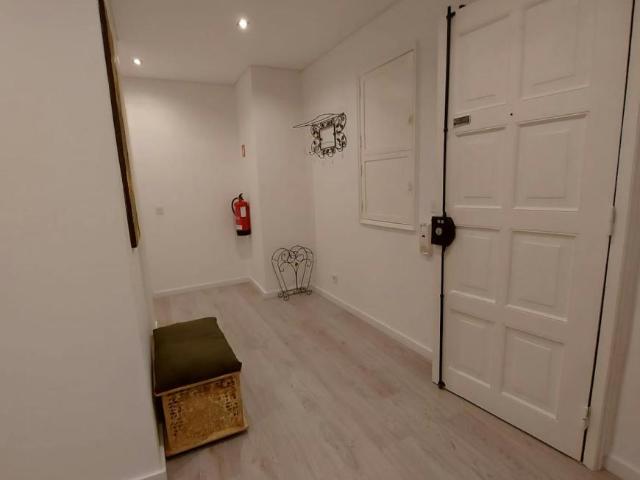 Apartamento alugar em Amadora, Bairro Janeiro