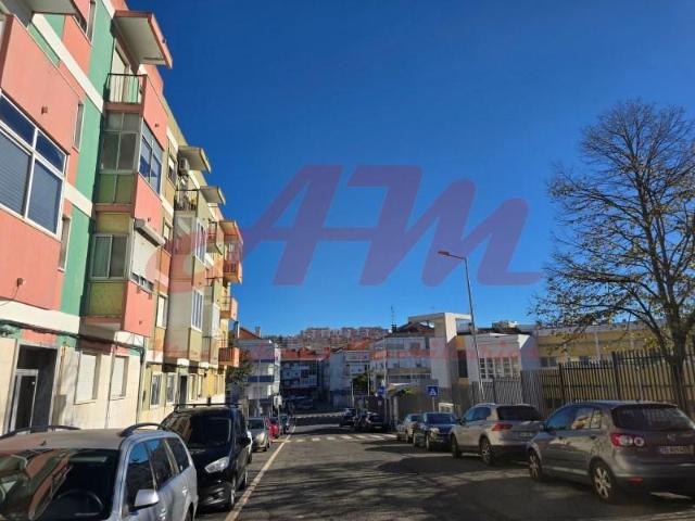 Apartamento venda em Amadora, Lisboa