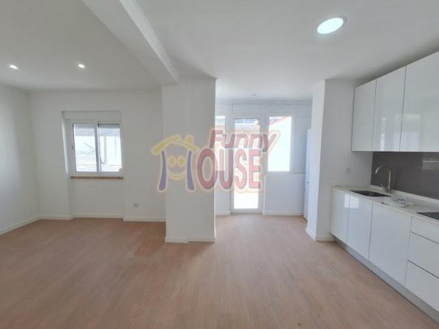 Apartamento venda em Amadora, Lisboa