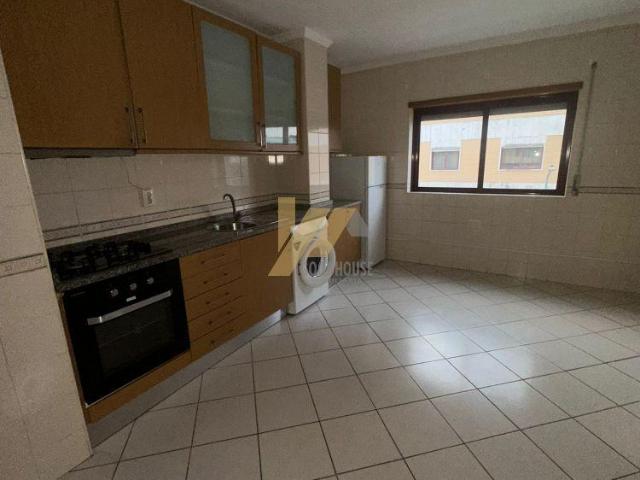 Apartamento venda em Lações de Baixo, Oliveira De Azeméis