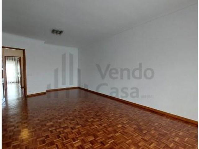 Apartamento alugar em São José de São Lázaro, Braga