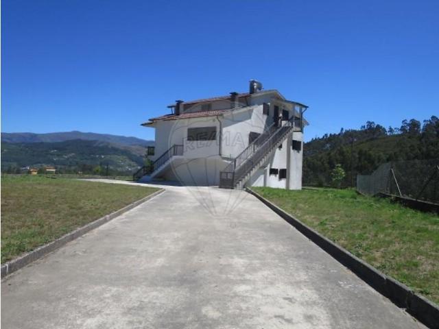 Apartamento alugar em Celorico De Basto, Braga