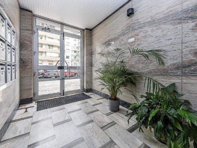 Apartamento alugar em São Francisco Xavier, Lisboa