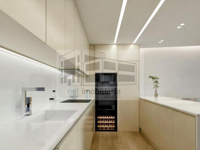Apartamento venda em Urbanização das Urmeiras, Santiago Dos Velhos