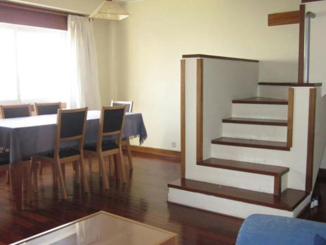 Apartamento alugar em São Francisco Xavier, Lisboa