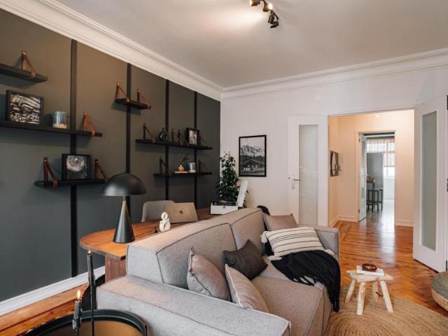Apartamento alugar em Bairro de São Miguel, Lisboa