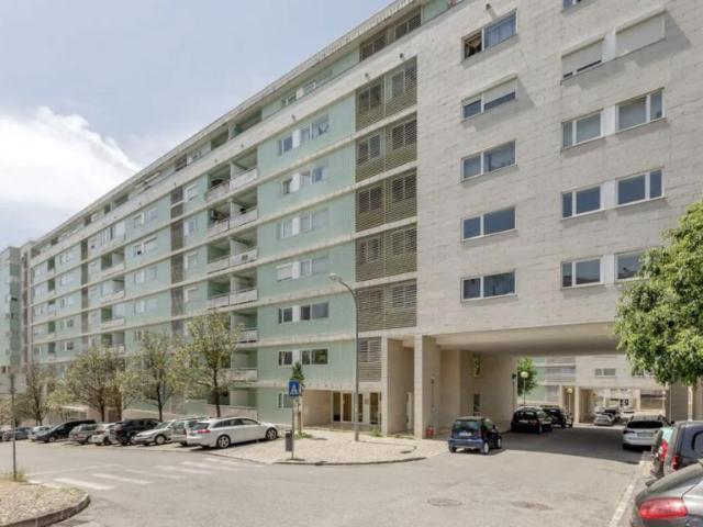 Apartamento alugar em Santa Clara, Lisboa