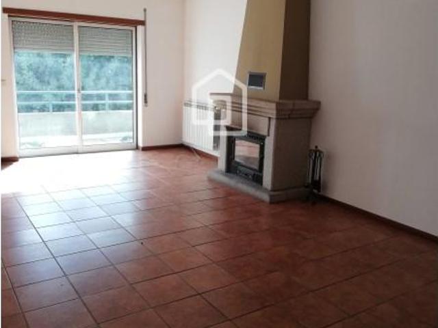 Apartamento venda em Mourilhe, Viseu