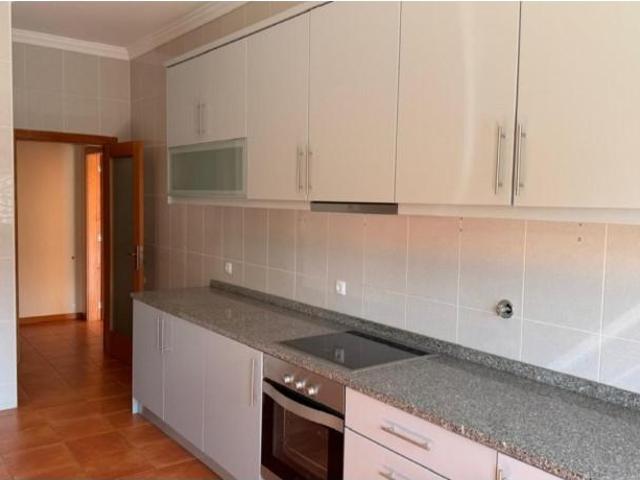 Apartamento venda em Marco De Canaveses, Porto