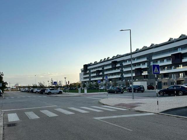 Apartamento alugar em Urbanização Alto dos Moinhos, Montijo
