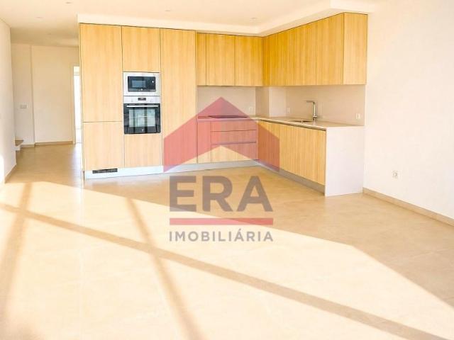 Apartamento venda em Pederneira, Leiria