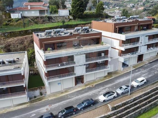 Apartamento venda em Póvoa De Lanhoso, Braga