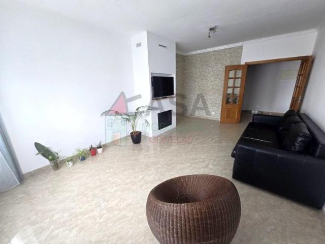 Apartamento alugar em Serra da Amoreira, Odivelas