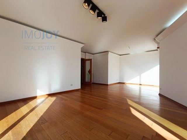 Apartamento alugar em Oeiras, Lisboa